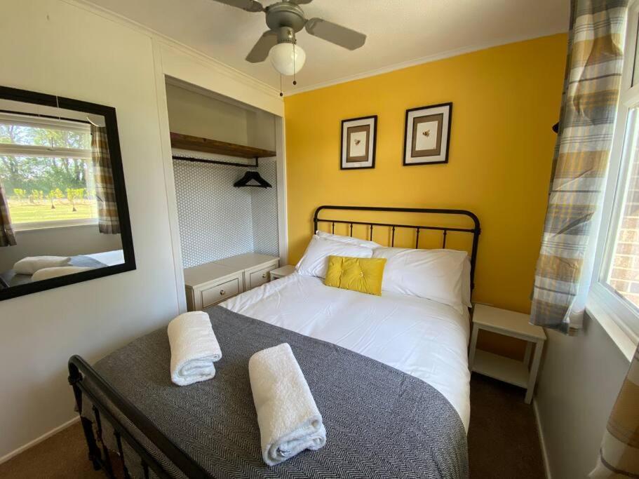 East Coast Chalets, Bee'S Knees @ California Sands Scratby Экстерьер фото